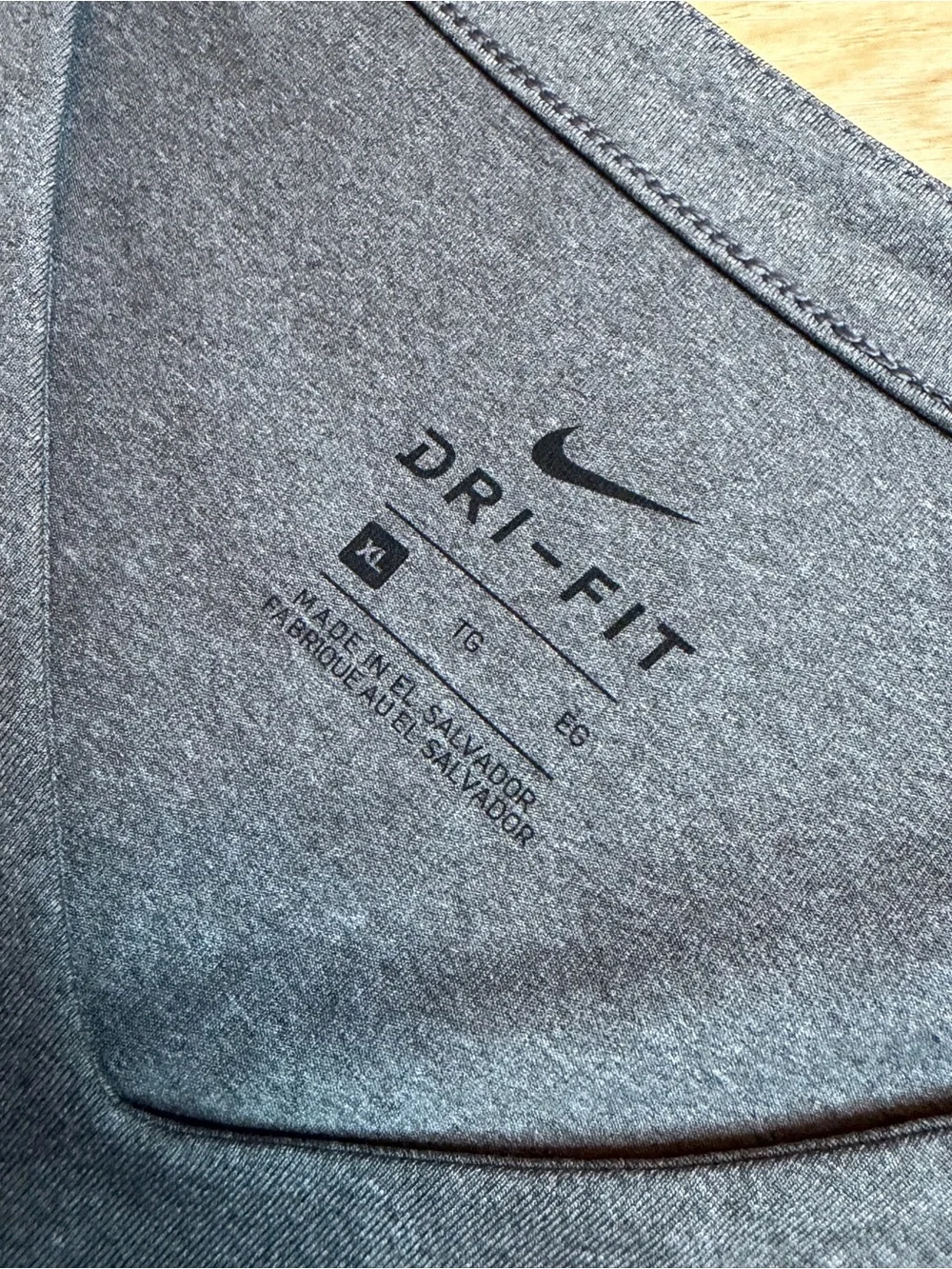 Nike Womens Grey Dri-FIT Long Sleeve V-Neck Shirt with Thumb Holes XL